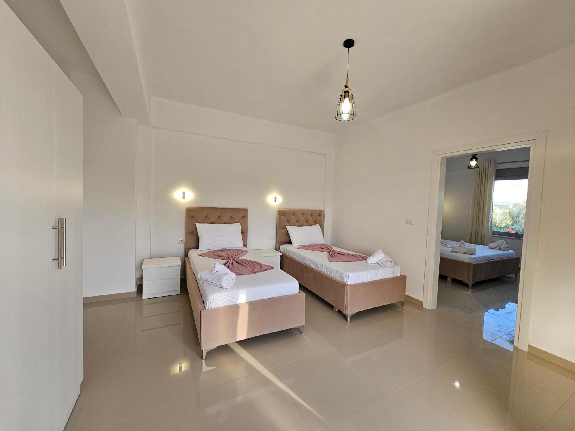 Hotel Irini 3*