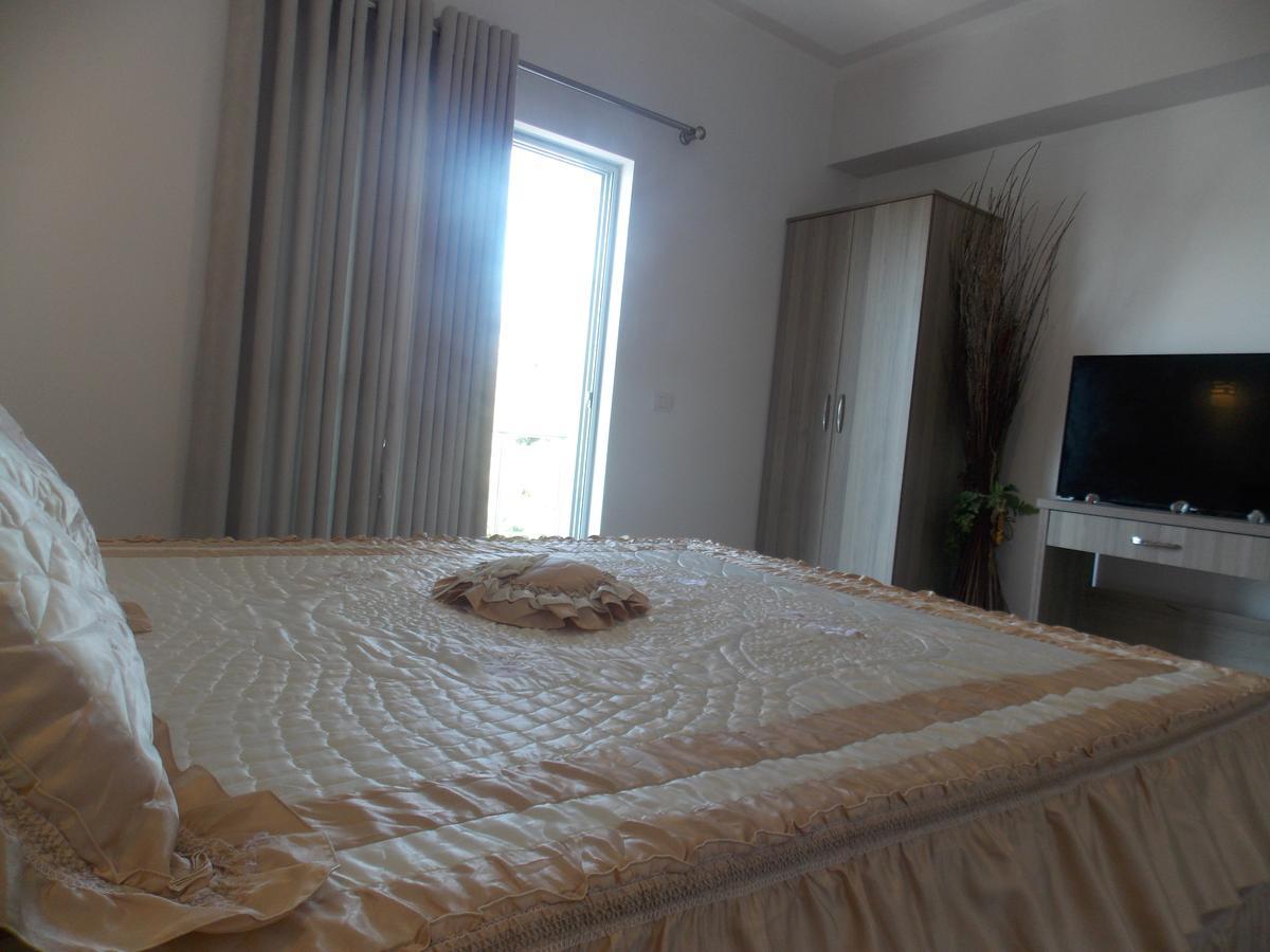 Irini Hotel 3*